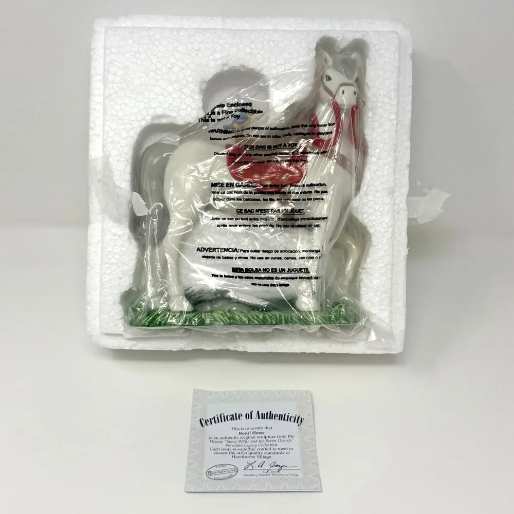 Hawthorne Village Disney Snow White Seven Dwarfs Royal Horse Figurine COA
